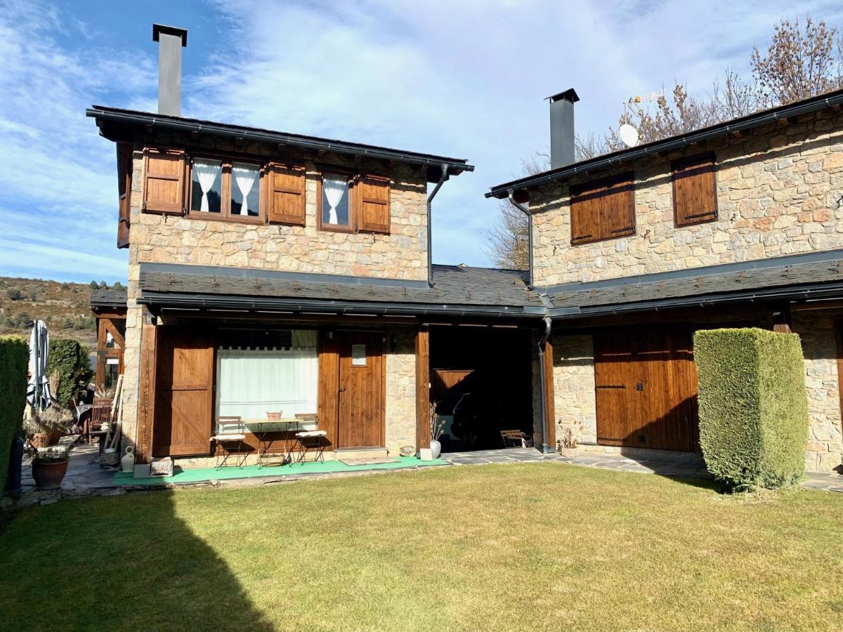 Casa Riu Villa Riu de Cerdanya ภายนอก รูปภาพ