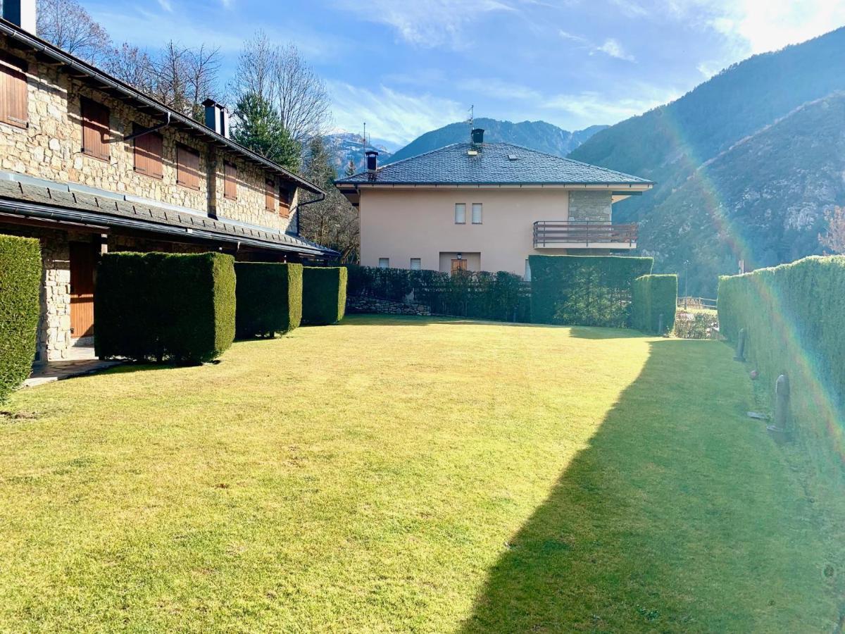 Casa Riu Villa Riu de Cerdanya ภายนอก รูปภาพ